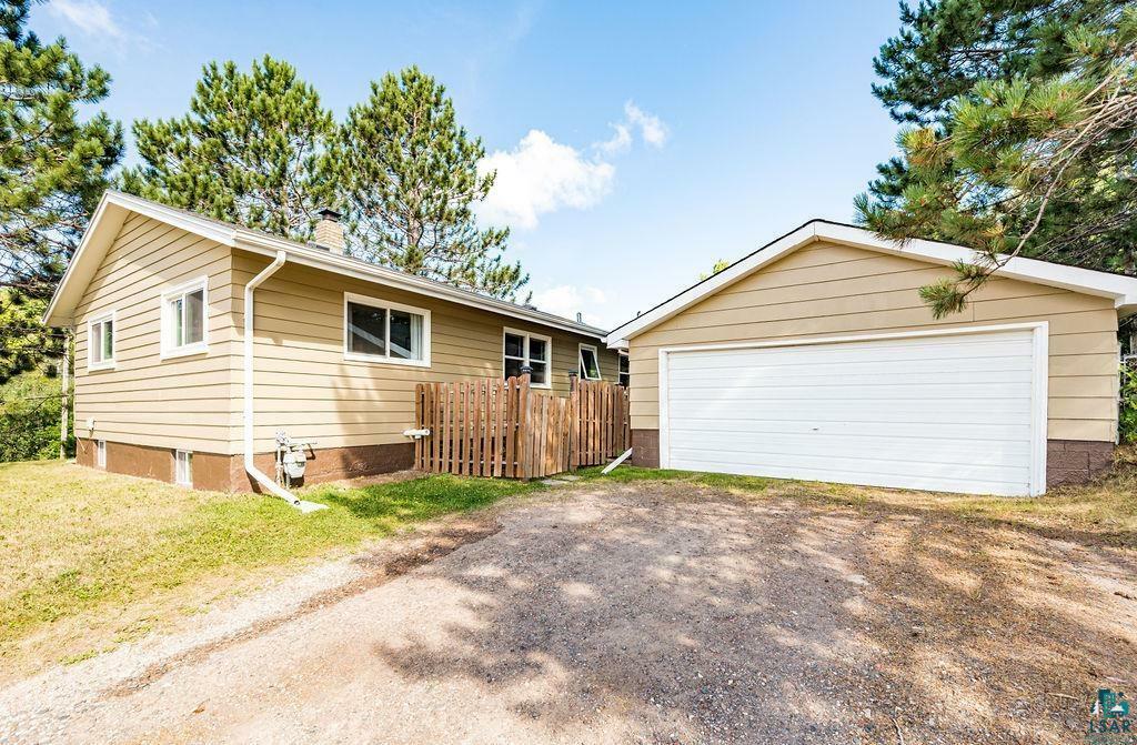 Property Photo: 702 N Basswood Ave MN 55811