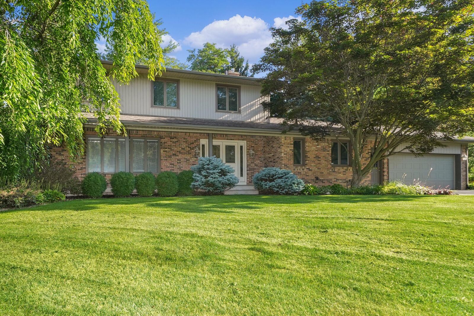 Property Photo:  4545 Hersman Street SE  MI 49546 