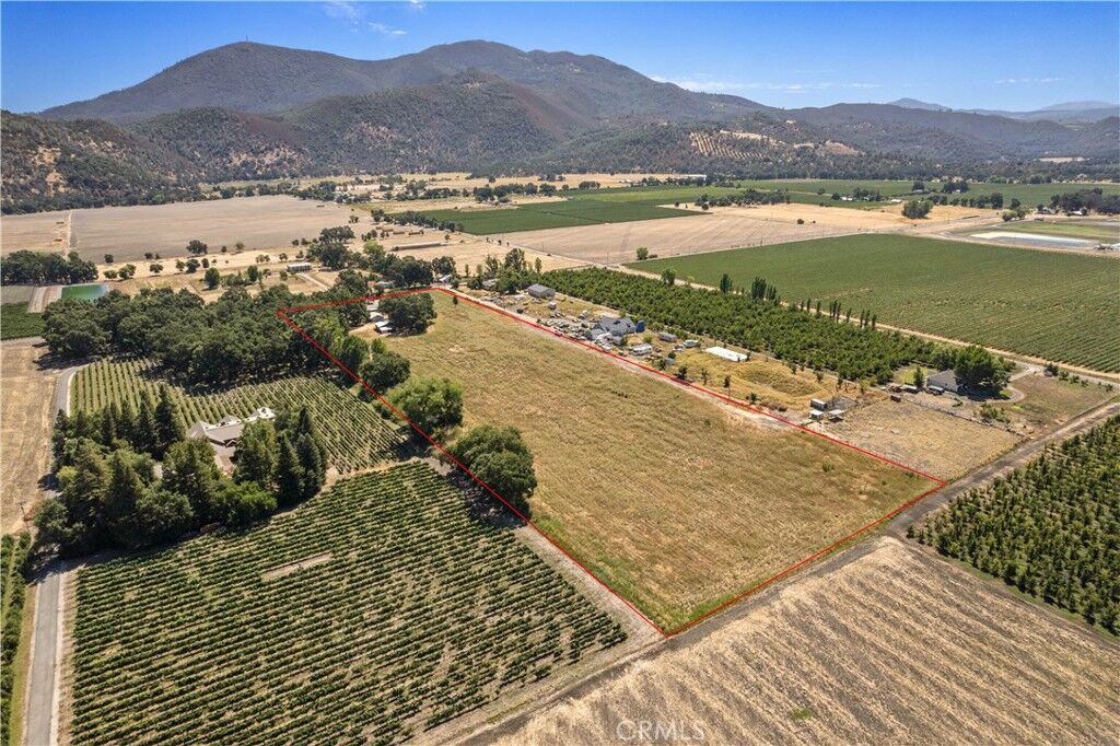 House for sale in Kelseyville 3855 Gaddy Lane, Kelseyville, CA 95451