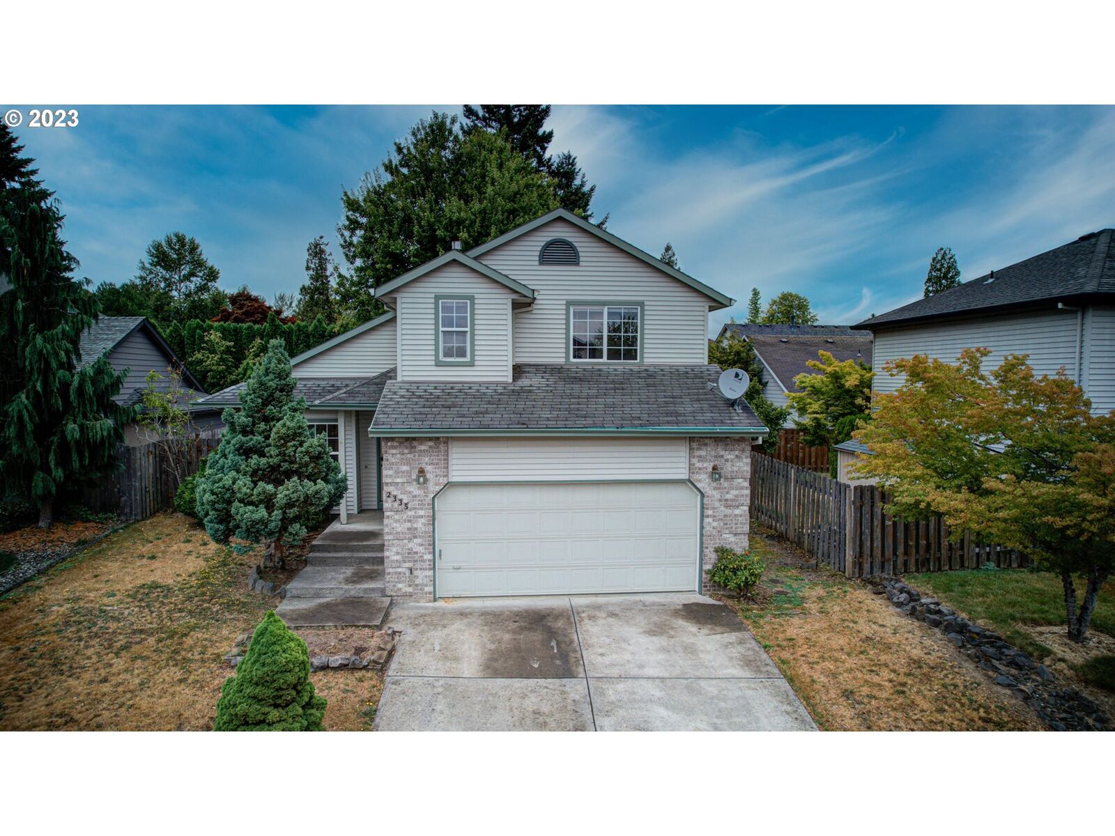 Property Photo:  2335 SE Robin Ln  OR 97080 