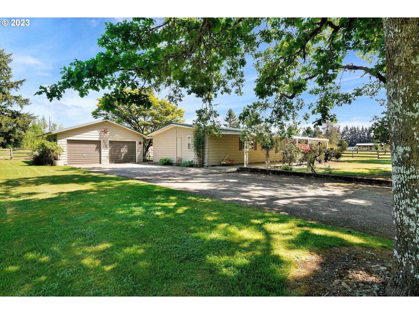 Property Photo: 7796 Baker Ln OR 97325