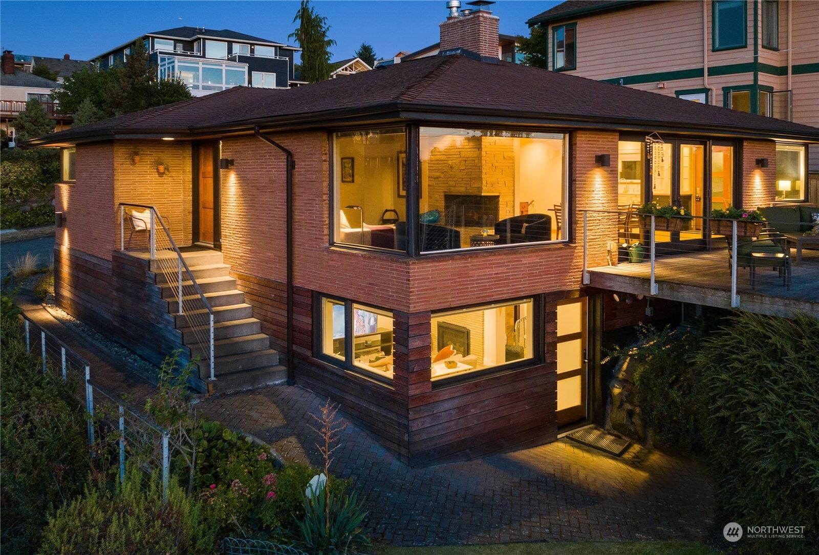 Property Photo: 4105 SW Holly Street WA 98136