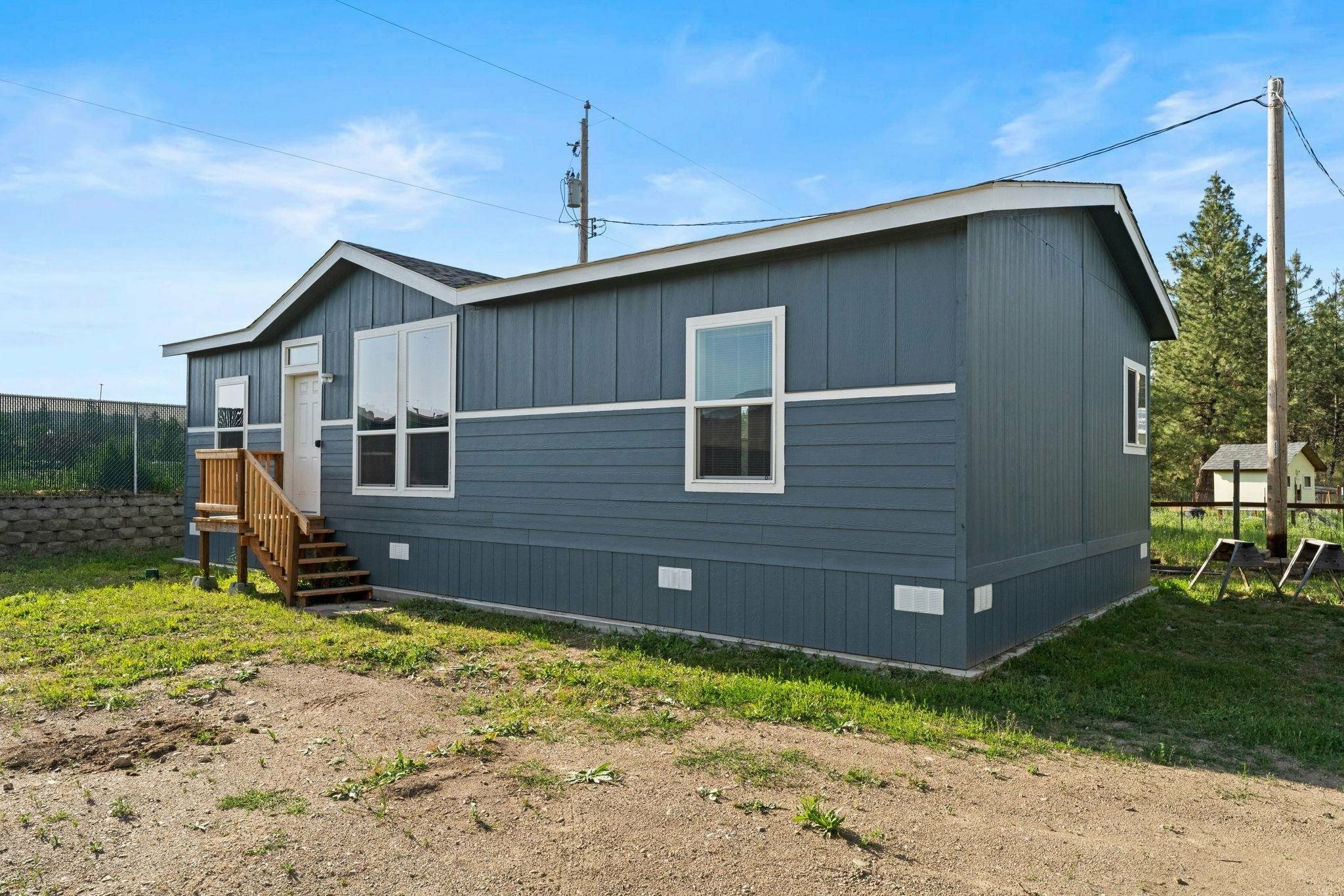 Property Photo:  12729 N Dakota St  WA 99218 