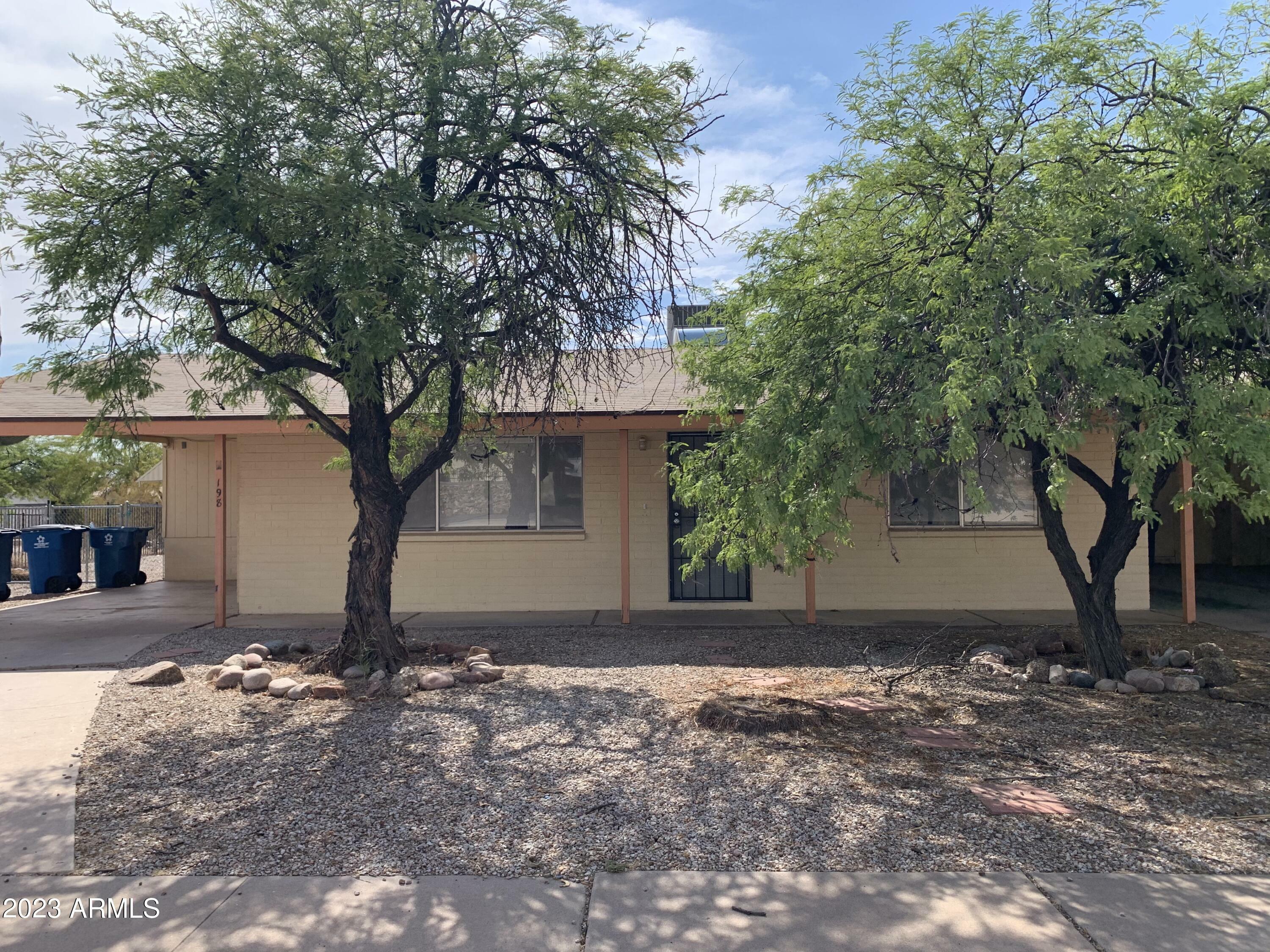 Property Photo:  198 S Thunderbird Drive  AZ 85120 