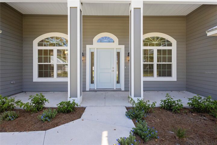 Property Photo: 9204 Katherine Way FL 32693