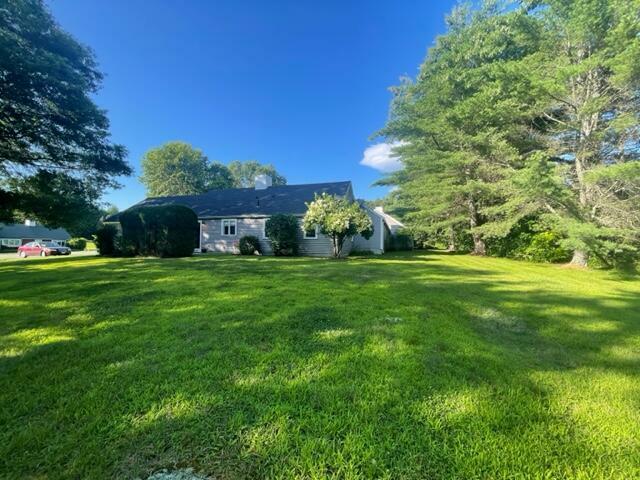Property Photo: 18 Colonial Way 18 ME 04210