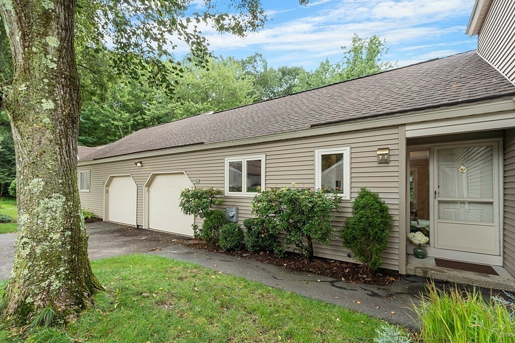 Property Photo: 5 Daybreak 5 MA 01778