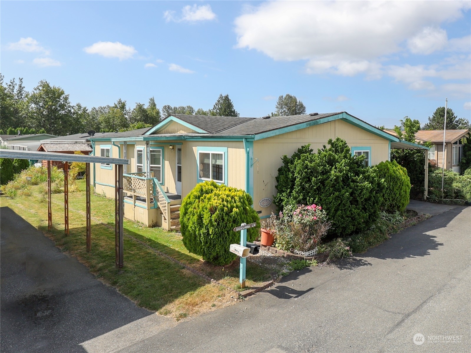 Property Photo:  16600 25th Avenue NE 128  WA 98271 