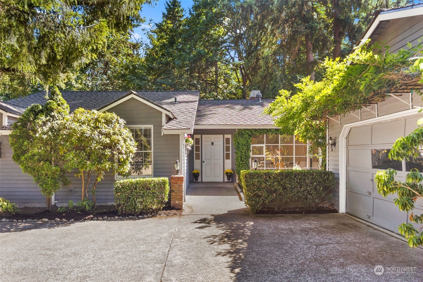 12629 NE 2nd Street  Bellevue WA 98005 photo
