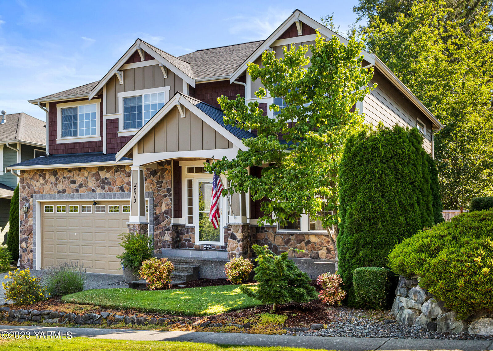 Property Photo:  2013 10th St Pl SW  WA 98371 
