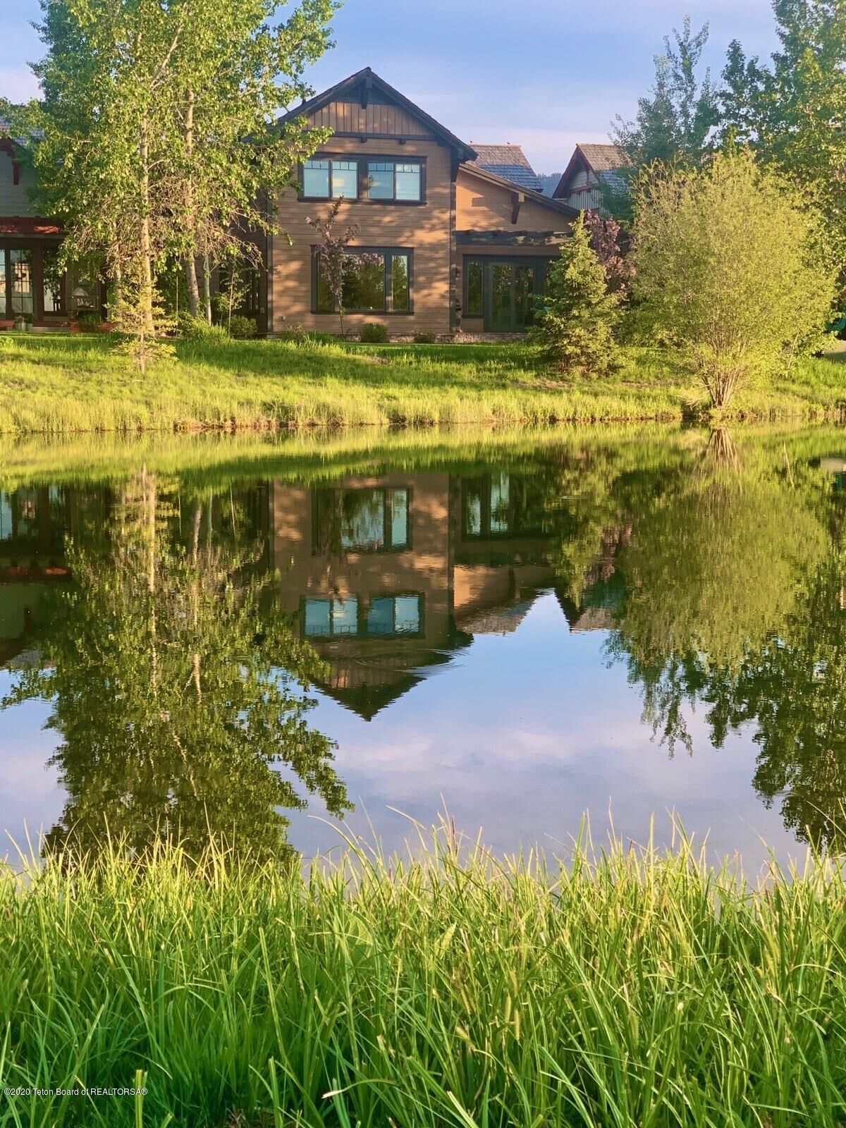 Property Photo: 8 Moulton Lane ID 83455