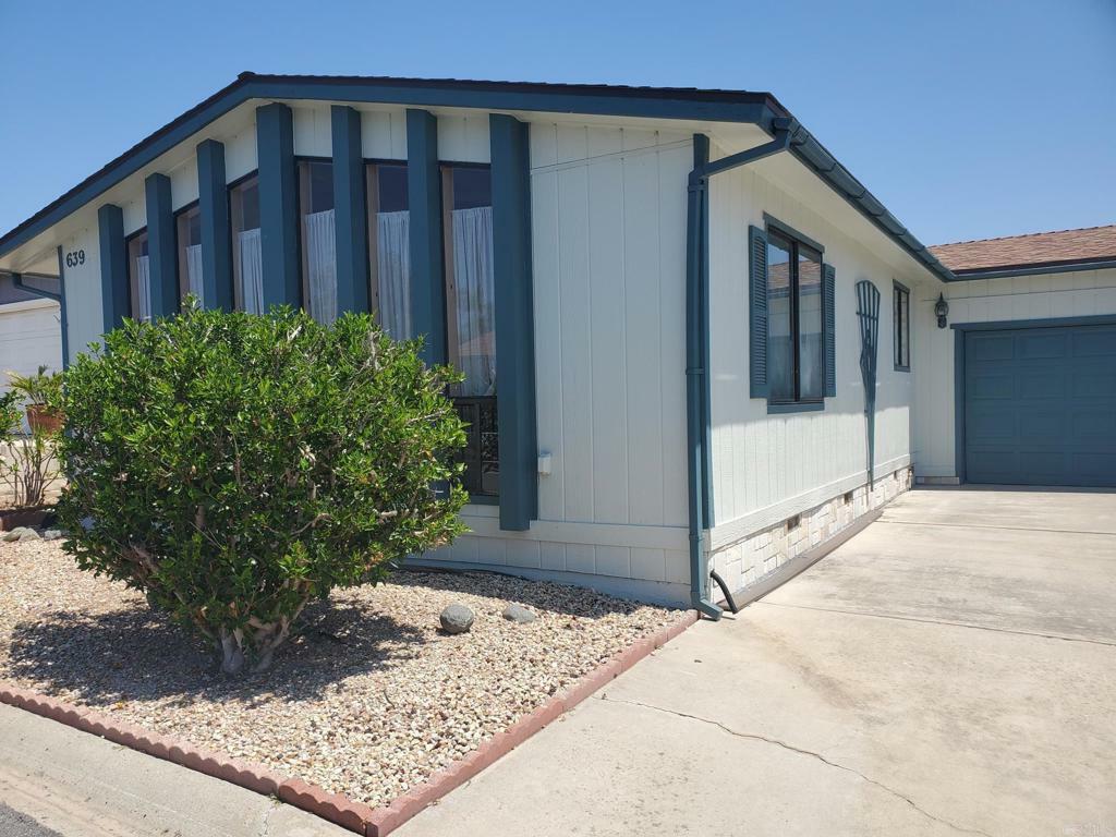 Property Photo: 639 Via Santiago CA 92081