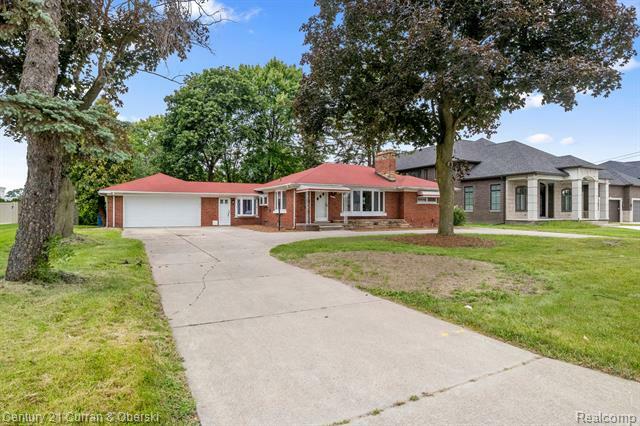 Property Photo: 27210 Doxtator Street MI 48127