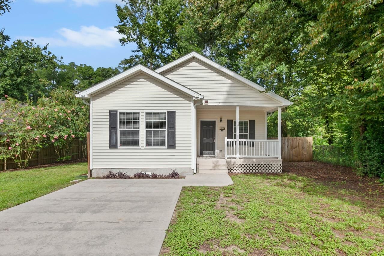 Property Photo:  102 Apachee Road  FL 32327 