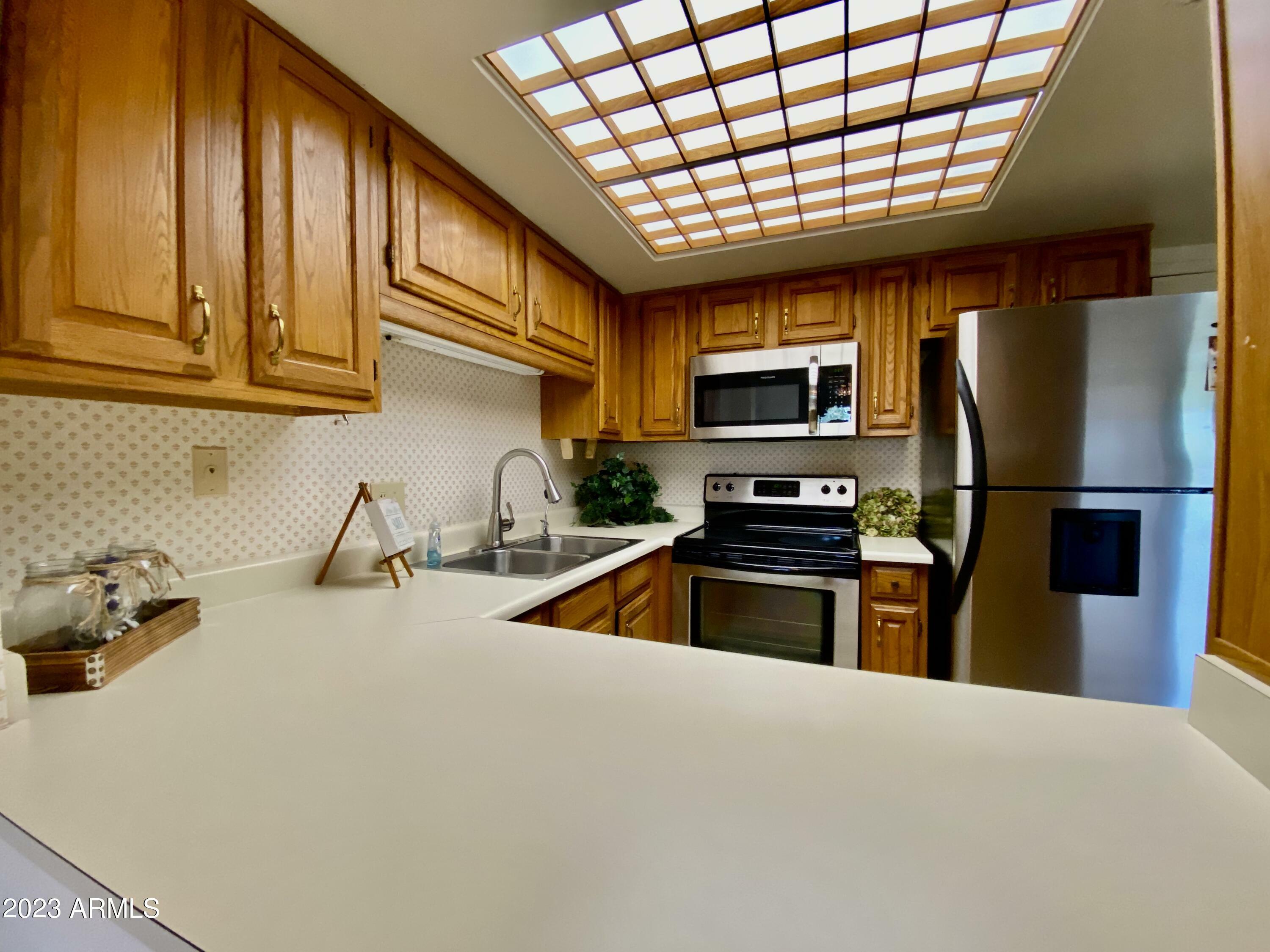 Property Photo:  10330 W Thunderbird Boulevard C323  AZ 85351 