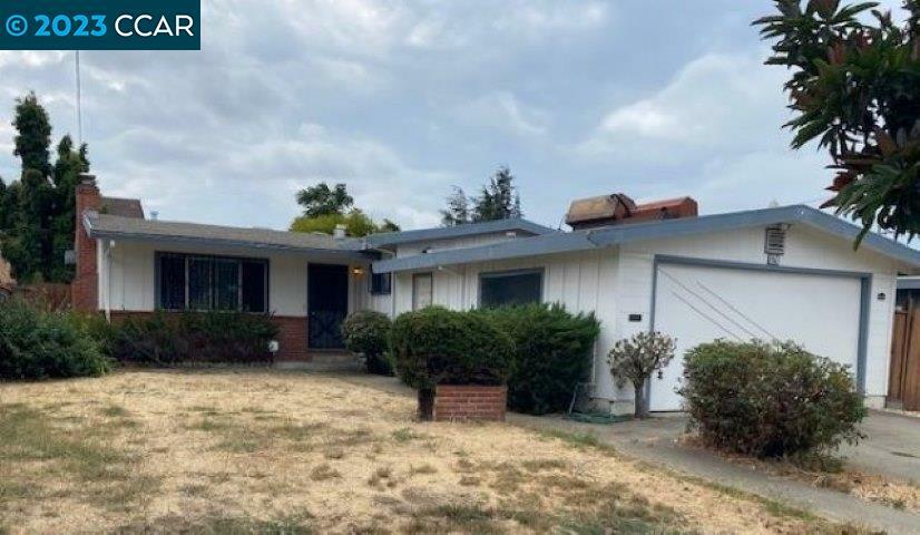 Property Photo: 628 Carmar CA 94544