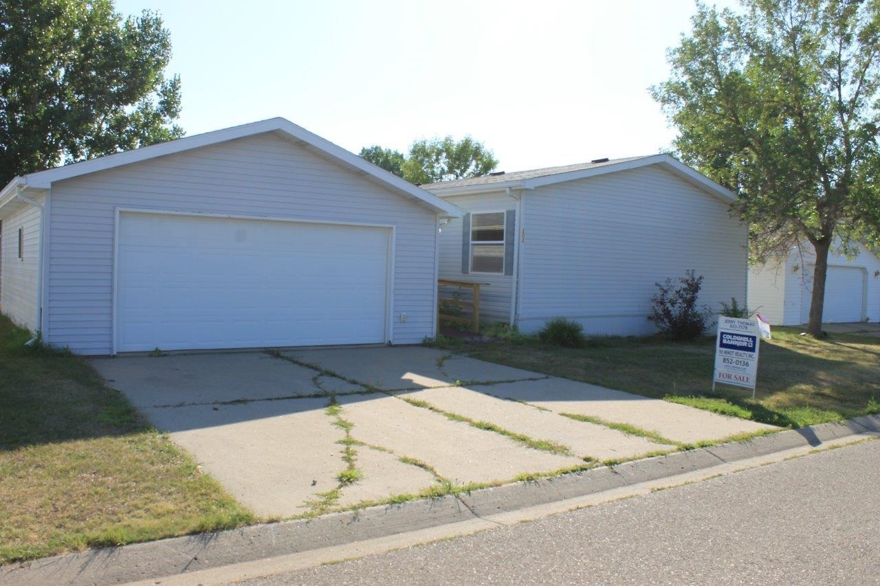 Property Photo:  406 31st Ave #202 Lot #202  ND 58701 