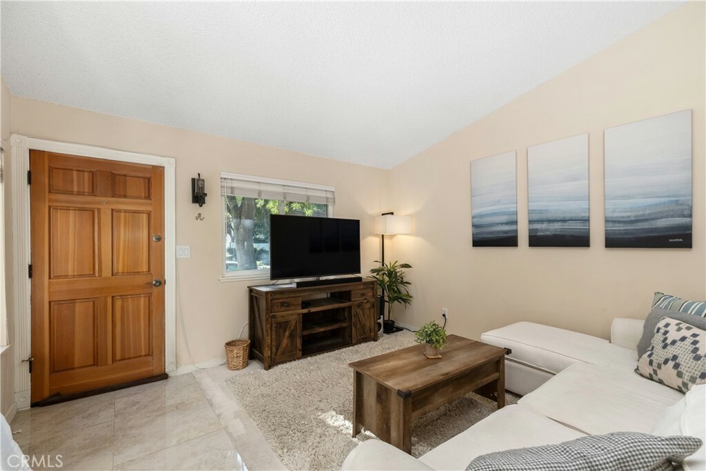 Property Photo:  22244 James Alan Circle 4  CA 91311 