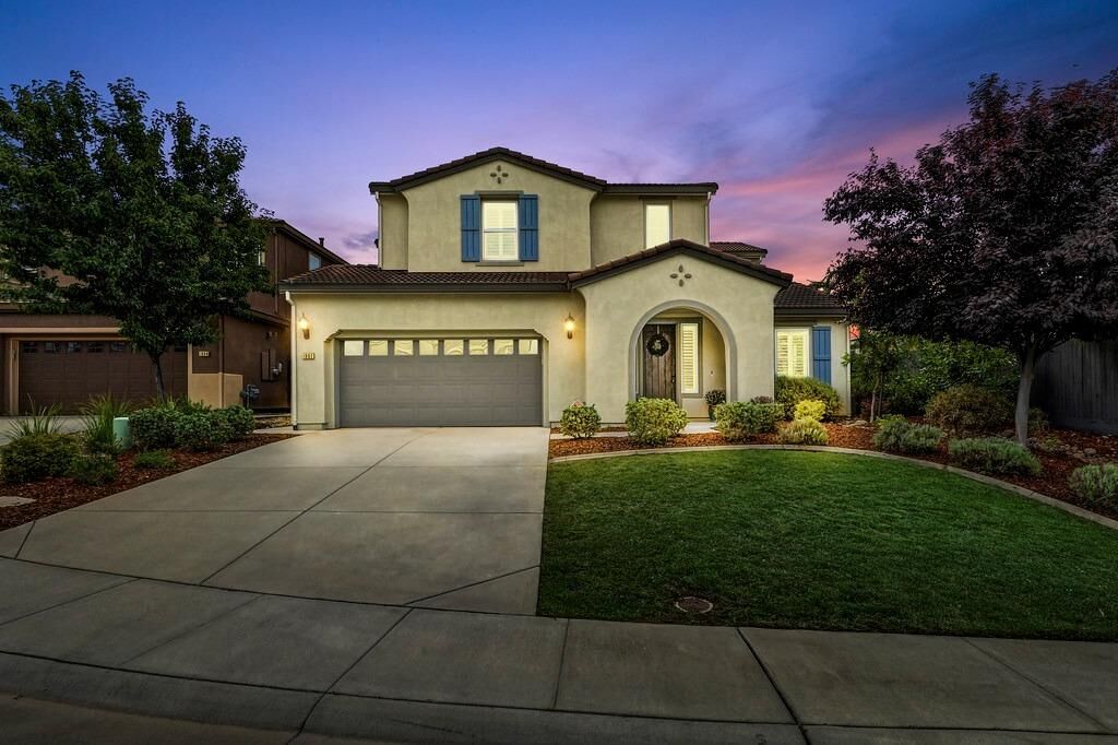 Property Photo: 1802 Signet Court CA 95765