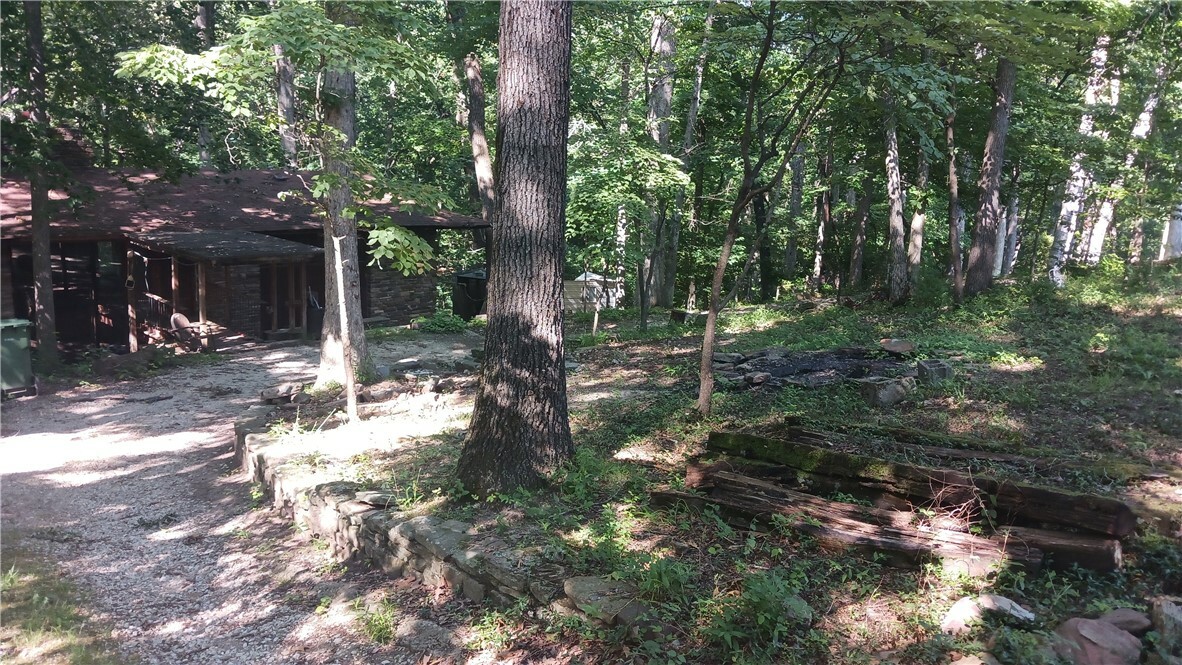 Property Photo: 817 N Lakeview Drive AR 72756