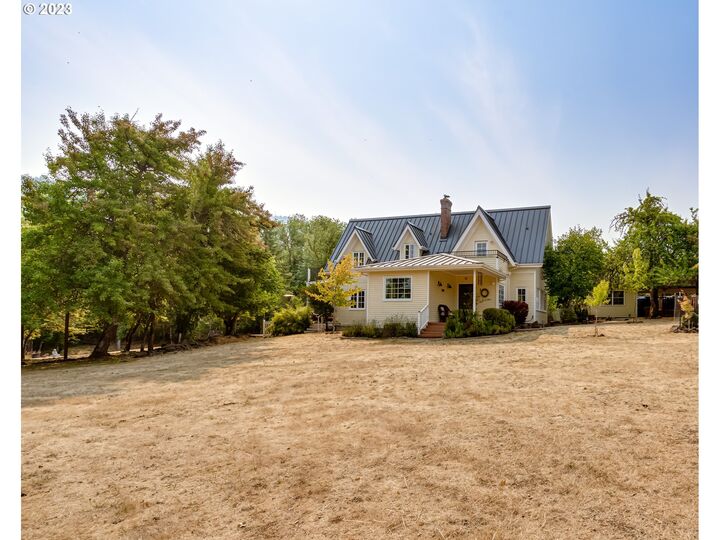 33911 Mount Tom Dr  Harrisburg OR 97446 photo