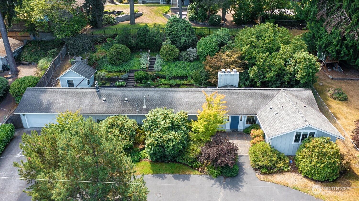 Property Photo:  12621 NE 7th Street  WA 98005 