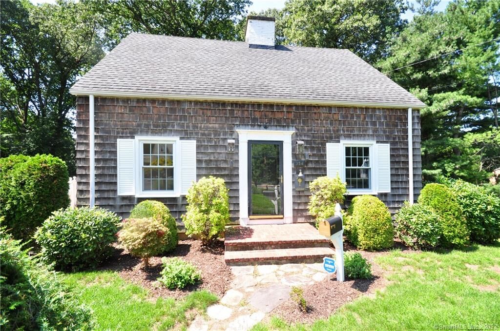 Property Photo: 354 Summit Street CT 06042