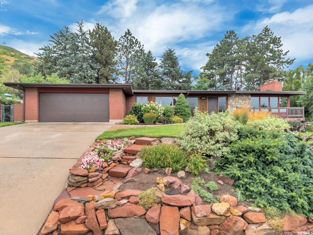 Property Photo: 2912 E Saint Marys Way UT 84108