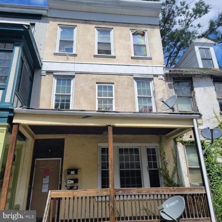 Property Photo:  512 Mahantongo Street  PA 17901 