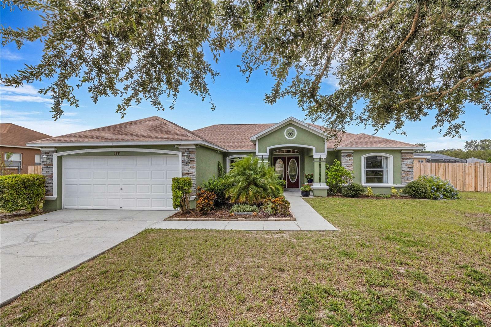 Property Photo: 188 Lake Thomas Drive FL 33880