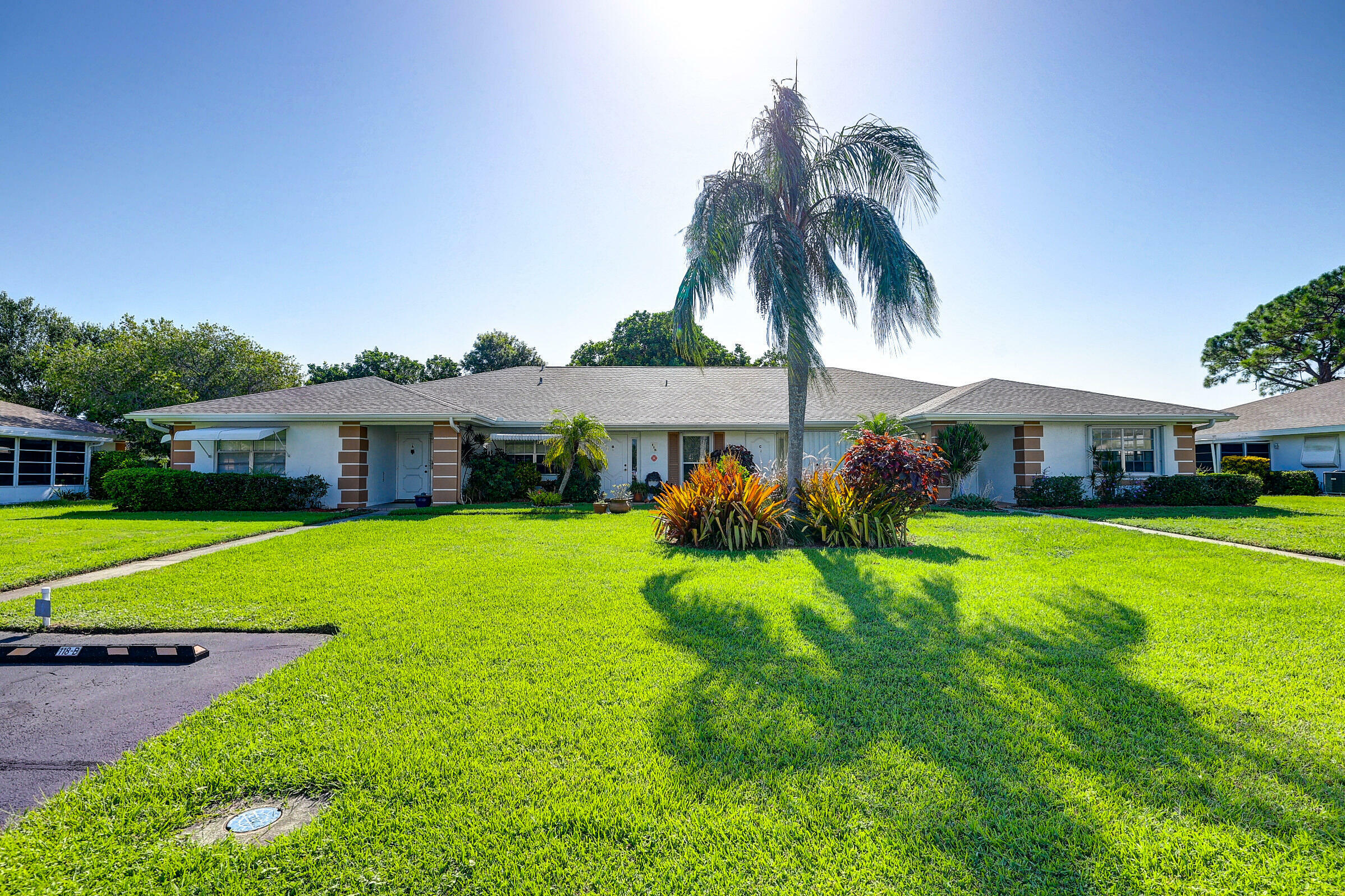 Property Photo:  118 Lakes End Drive D  FL 34982 