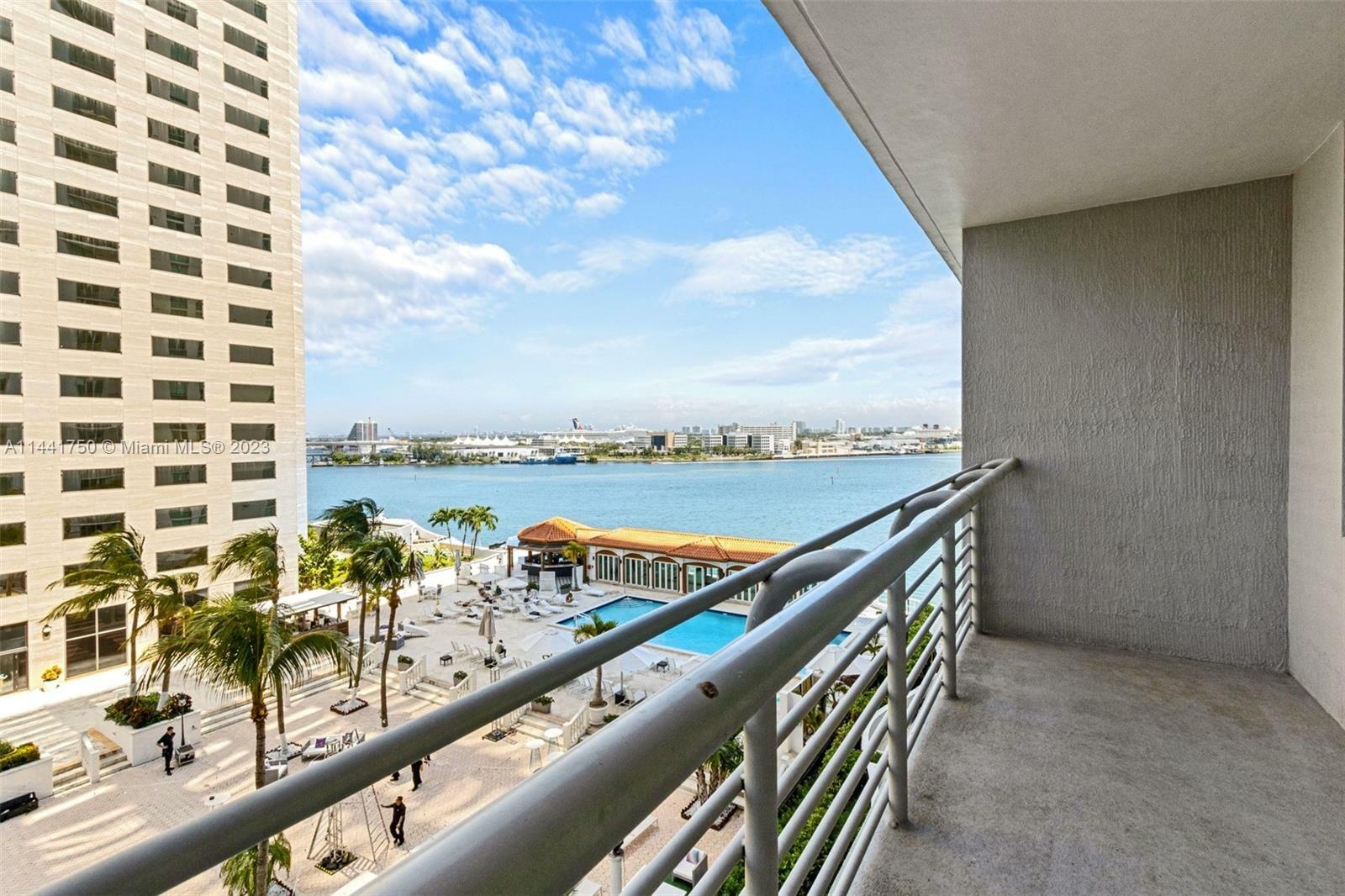 Property Photo:  335 S Biscayne Blvd 1104  FL 33131 