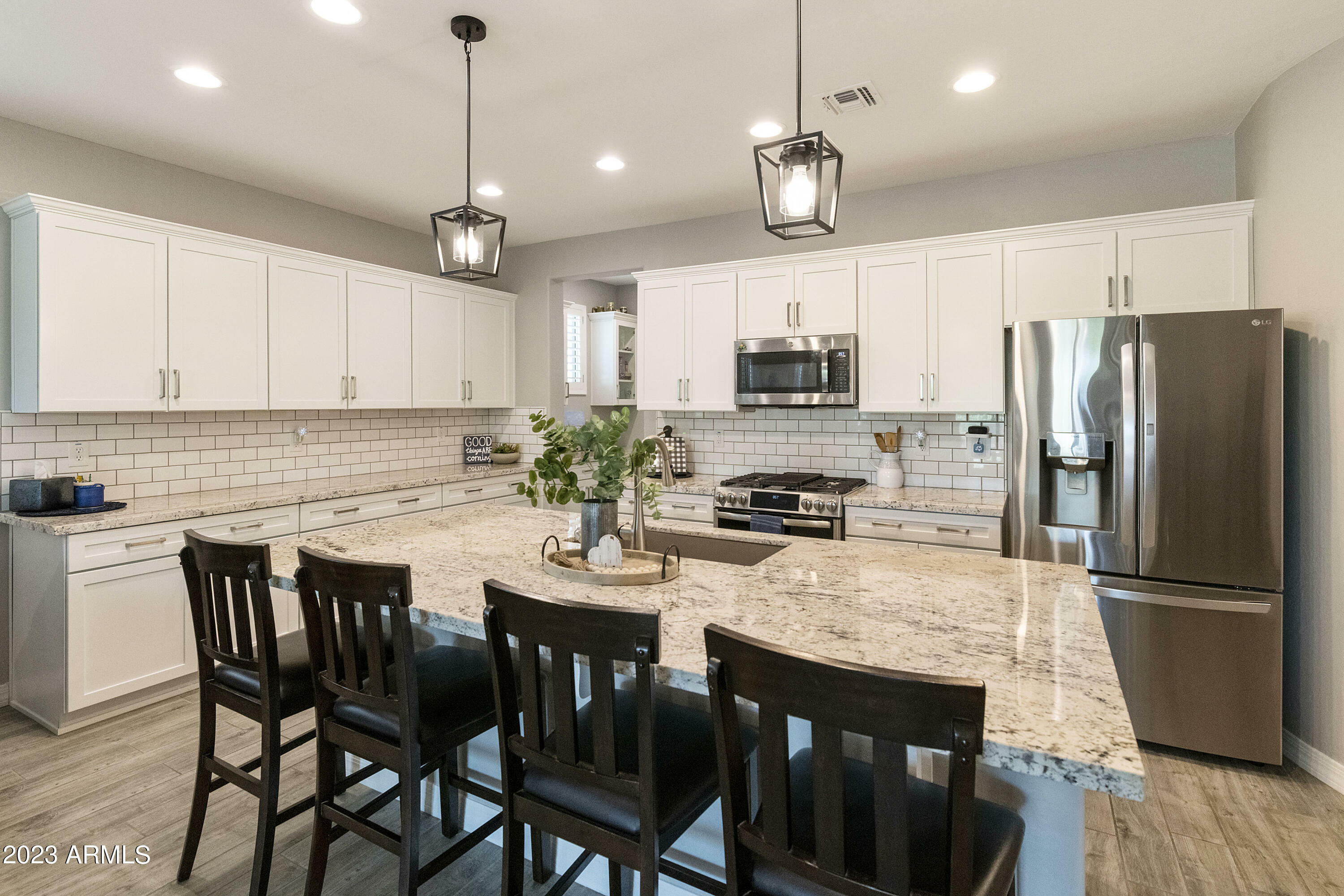 Property Photo: 10711 E Tallahassee Avenue AZ 85212