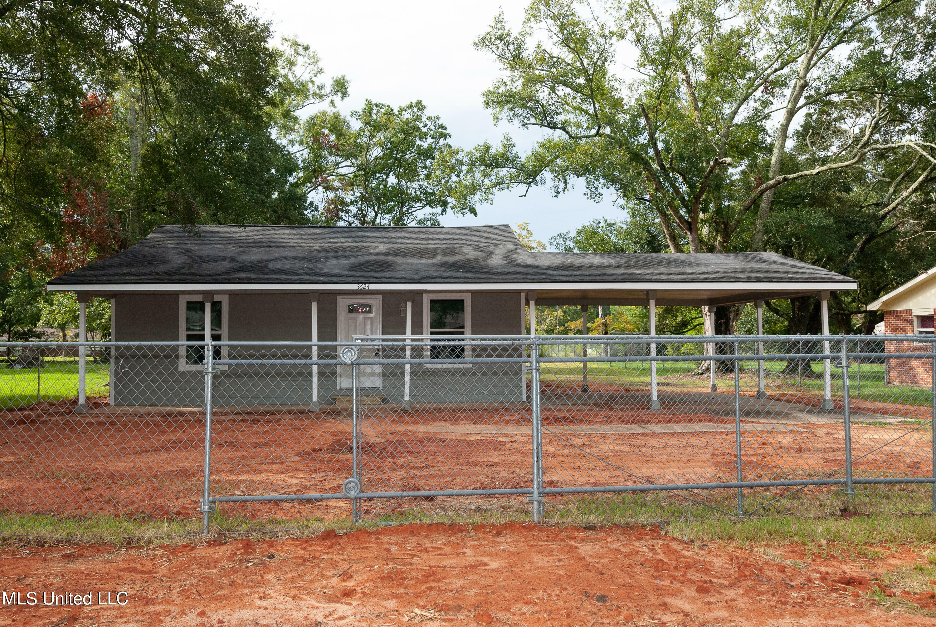 Property Photo:  3624 Rollins Avenue  MS 39563 