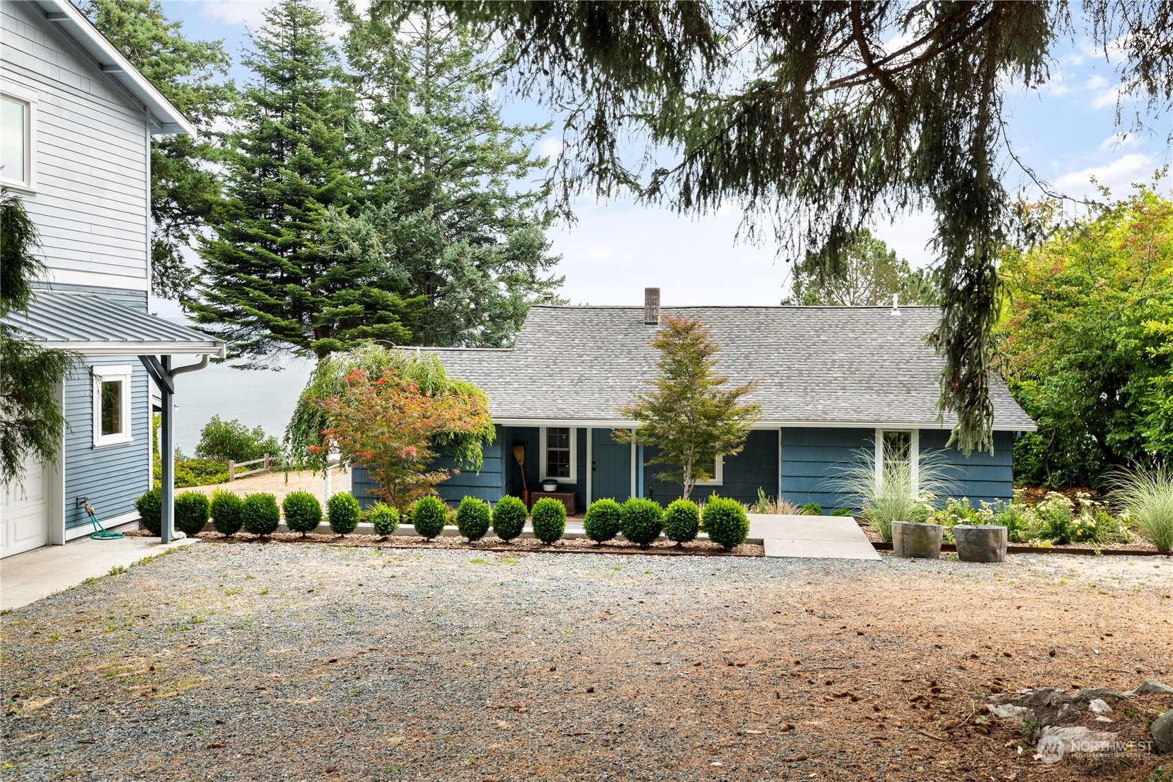 Property Photo:  1749 North Bluff Road  WA 98253 