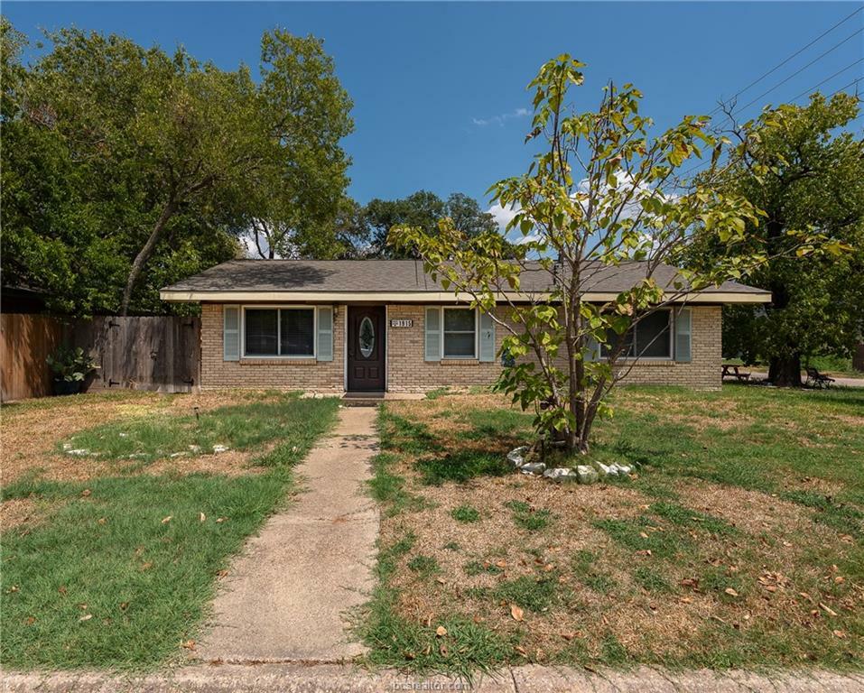 Property Photo: 1915 Orman Street TX 77801-1328