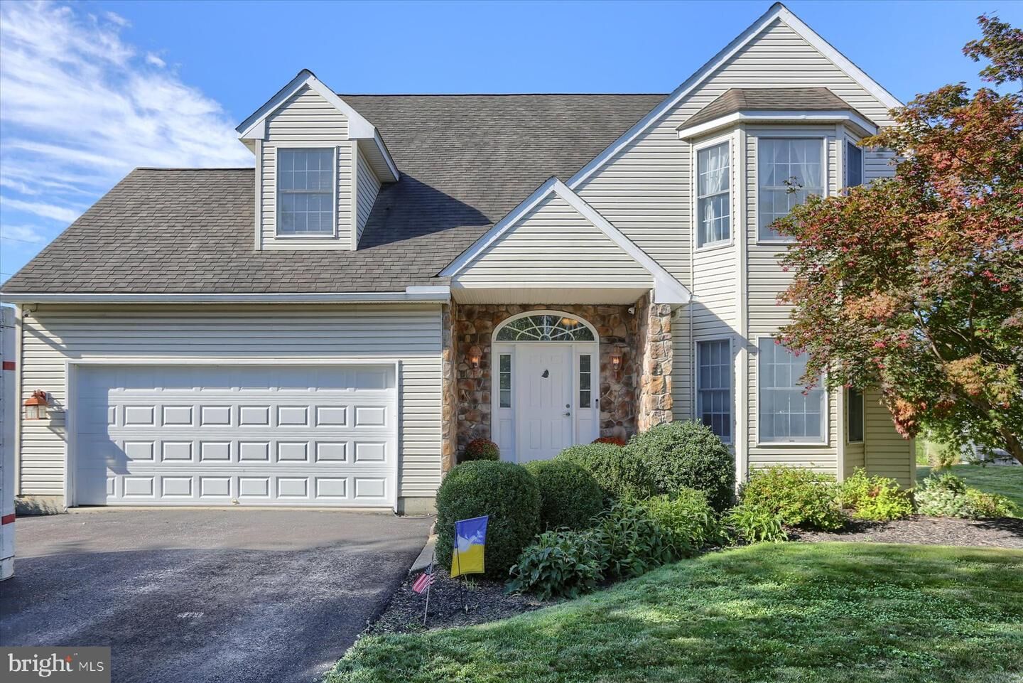 Property Photo: 107 Doreen Drive PA 17036