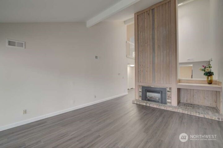 Property Photo: 14306 NE 2nd Place WA 98007