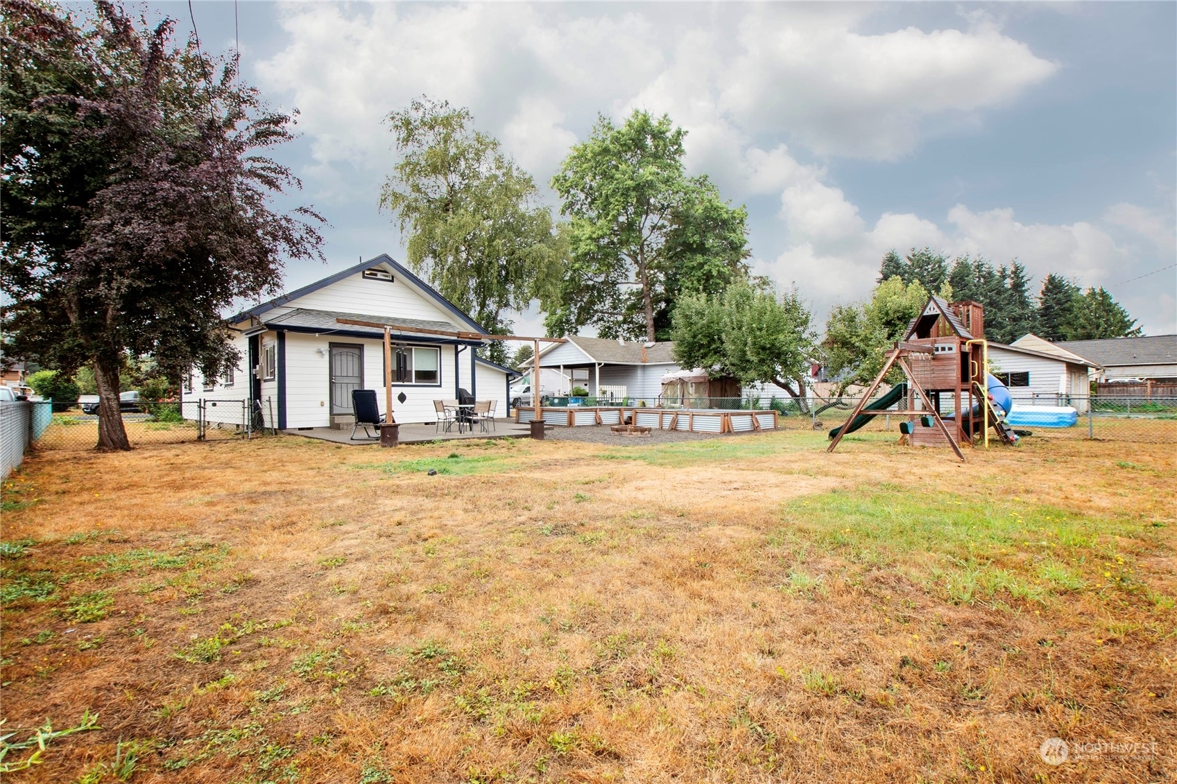 Property Photo:  514 Richmond Avenue  WA 98531 