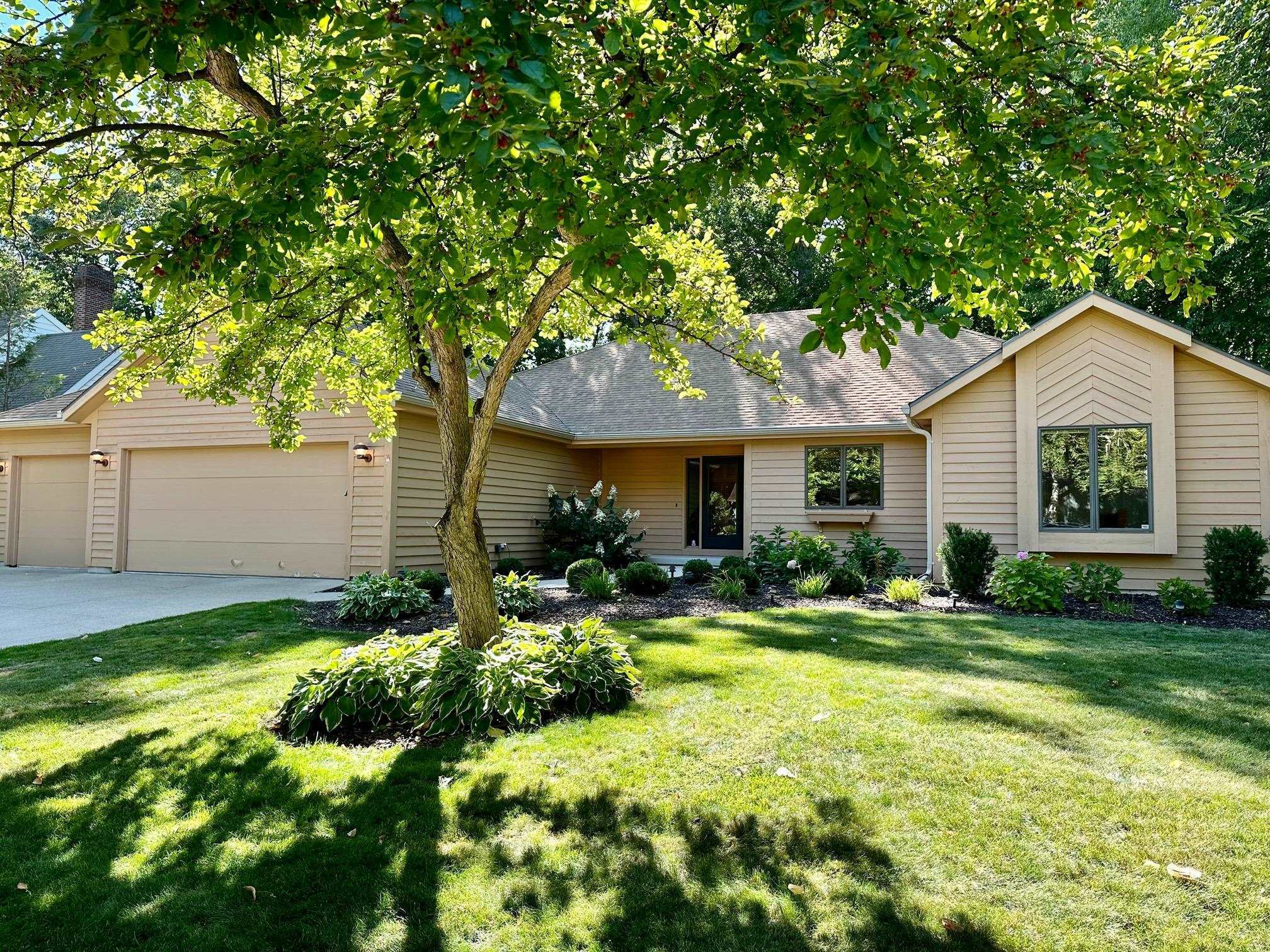 Property Photo: 2429 Woodland Terrace WI 54956