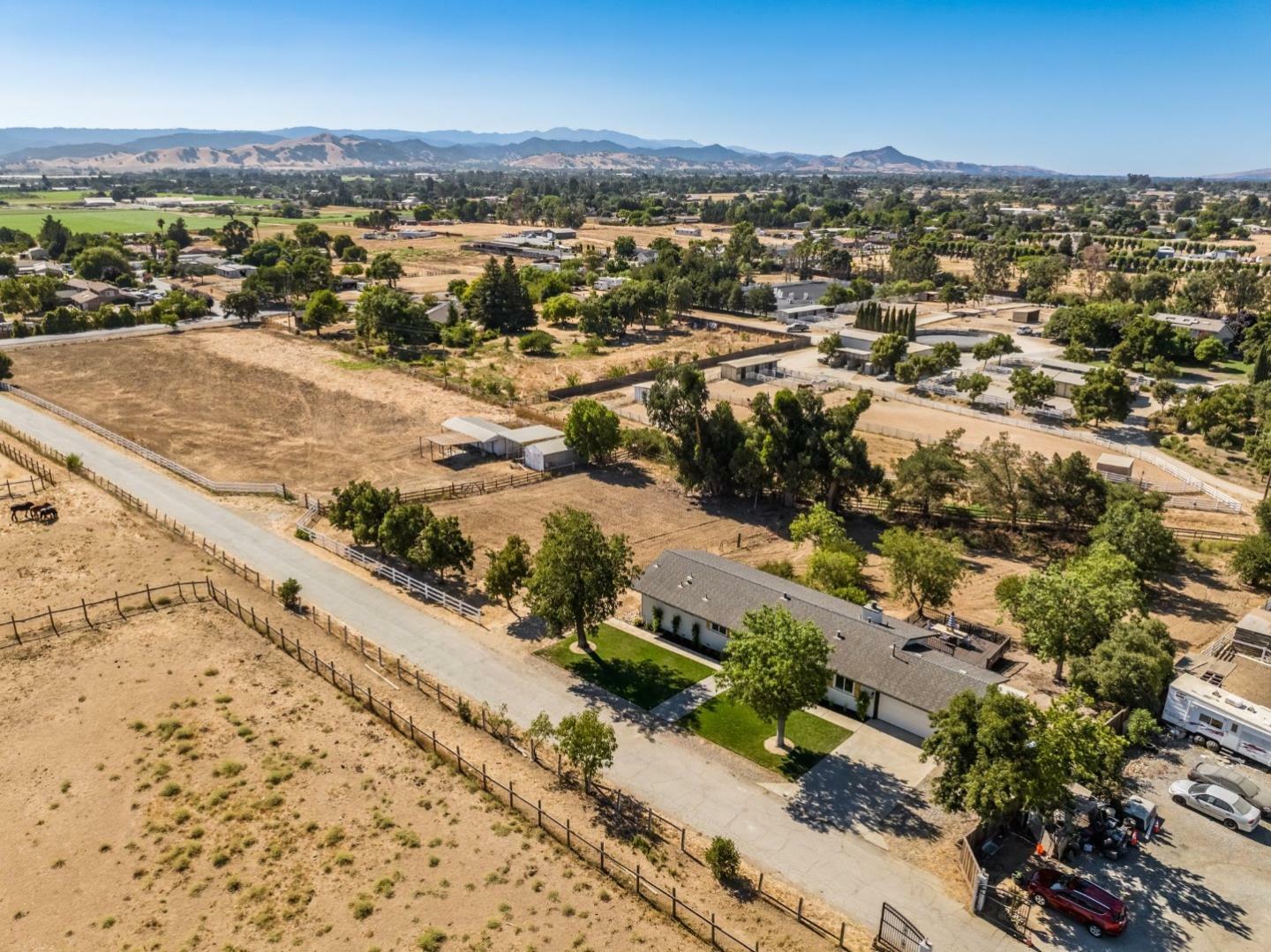 Property Photo: 10340 New Avenue CA 95020