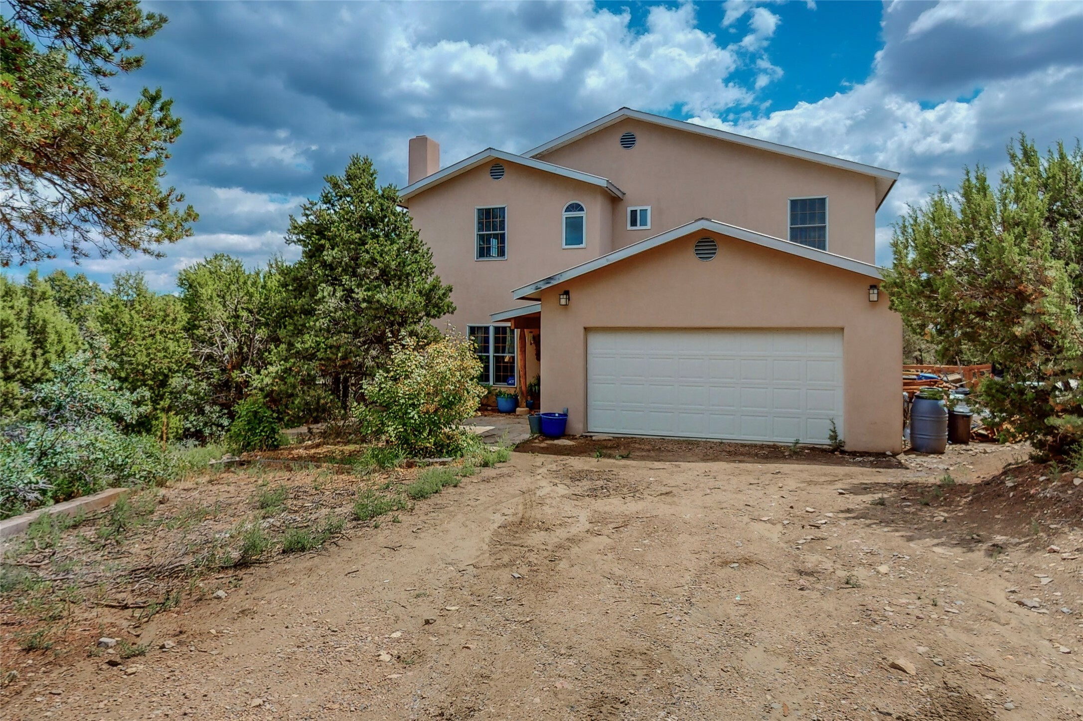 Property Photo:  88 Apache Ridge Road  NM 87505 