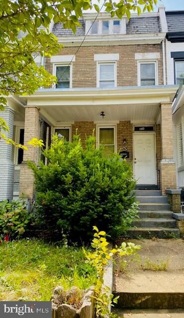 Property Photo:  954 Shepherd Street NW  DC 20011 