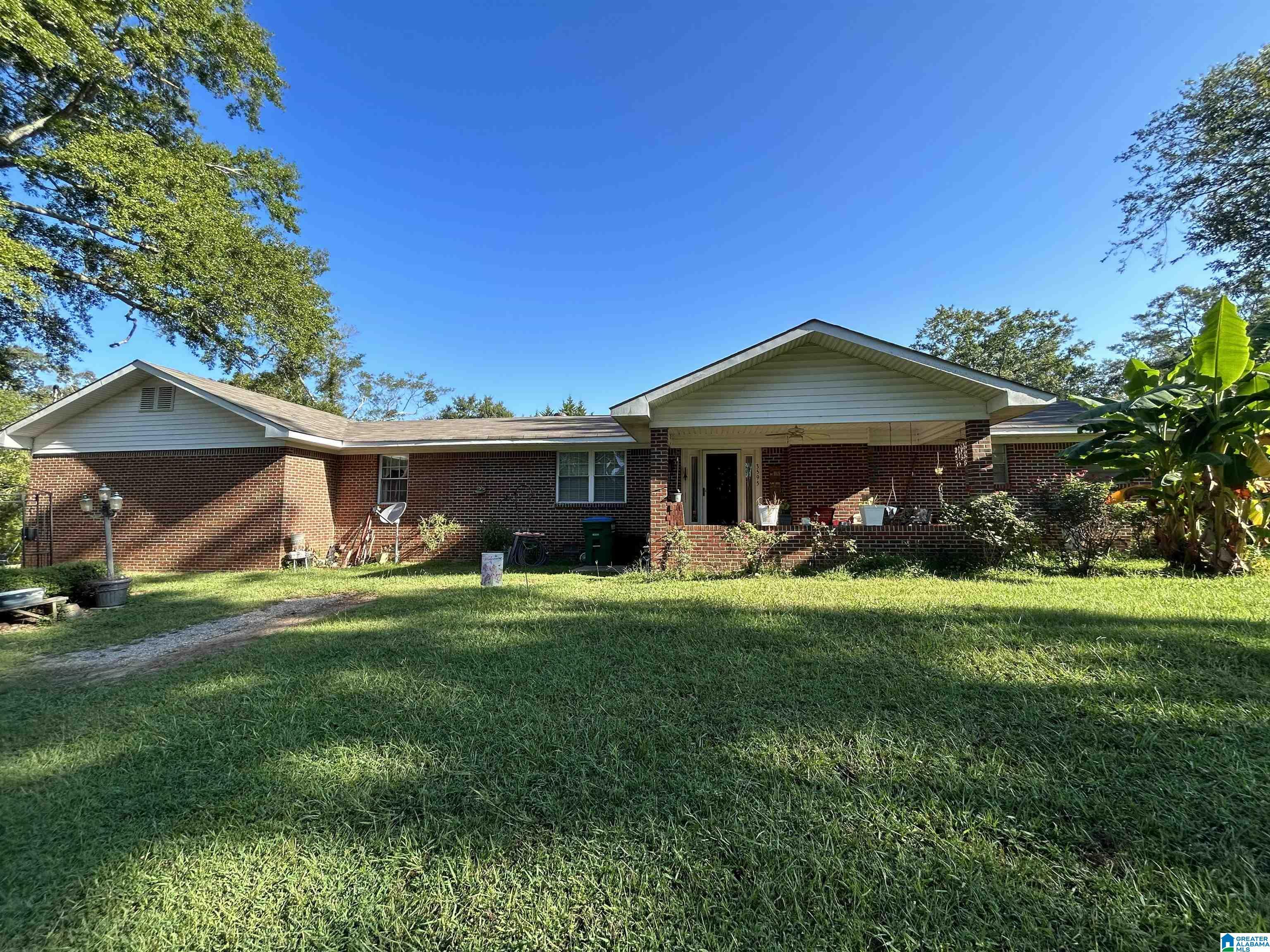 Property Photo:  3595 Griffitt Bend Road  AL 35160 