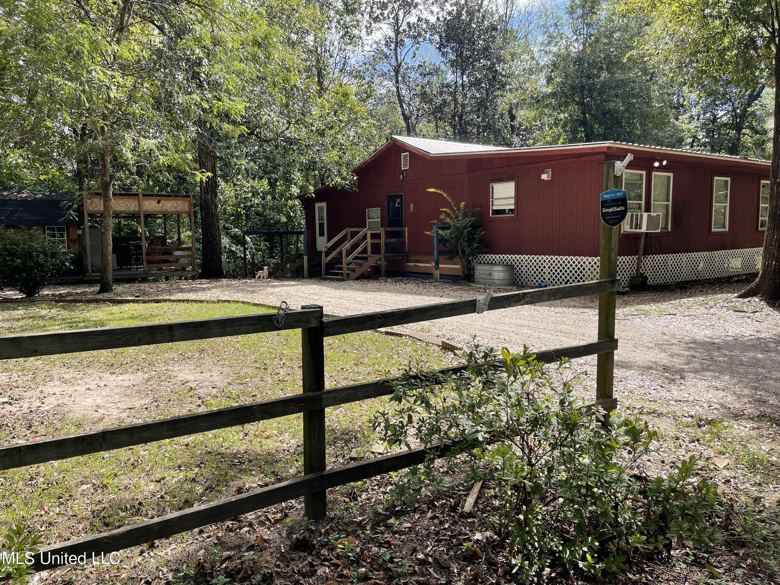 Property Photo:  114 Hickory Nut Lane  MS 39452 