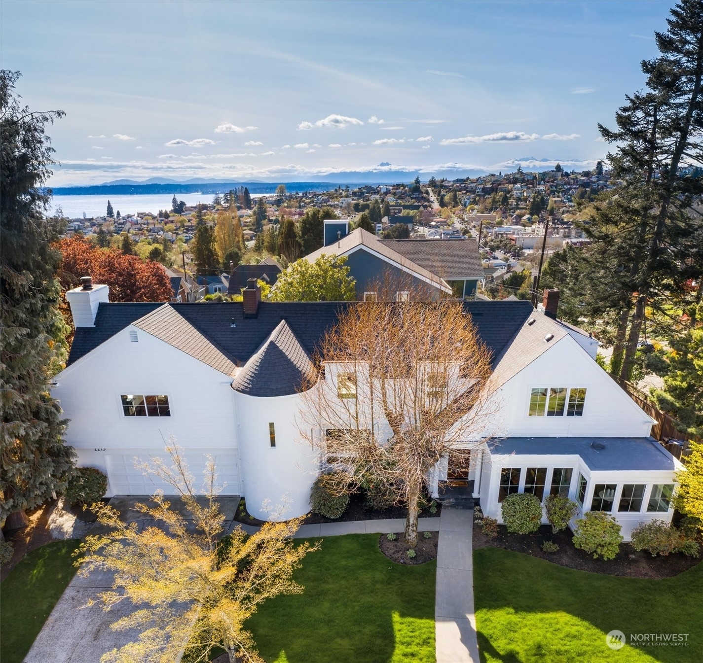 Property Photo: 2215 28th Avenue W WA 98199