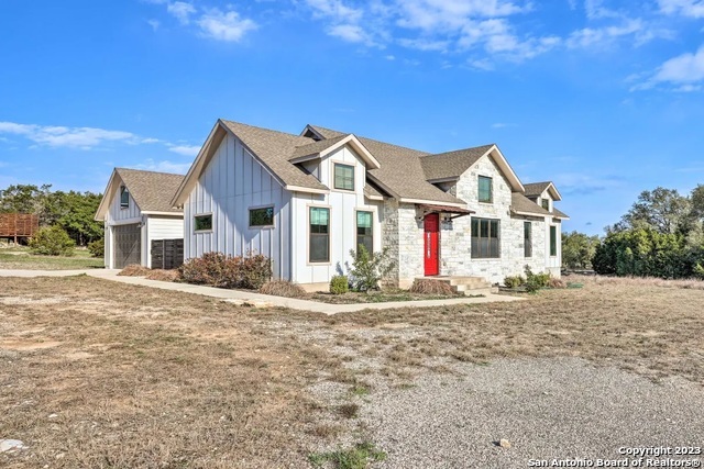 Property Photo: 120 Golden Eagle Loop TX 78133