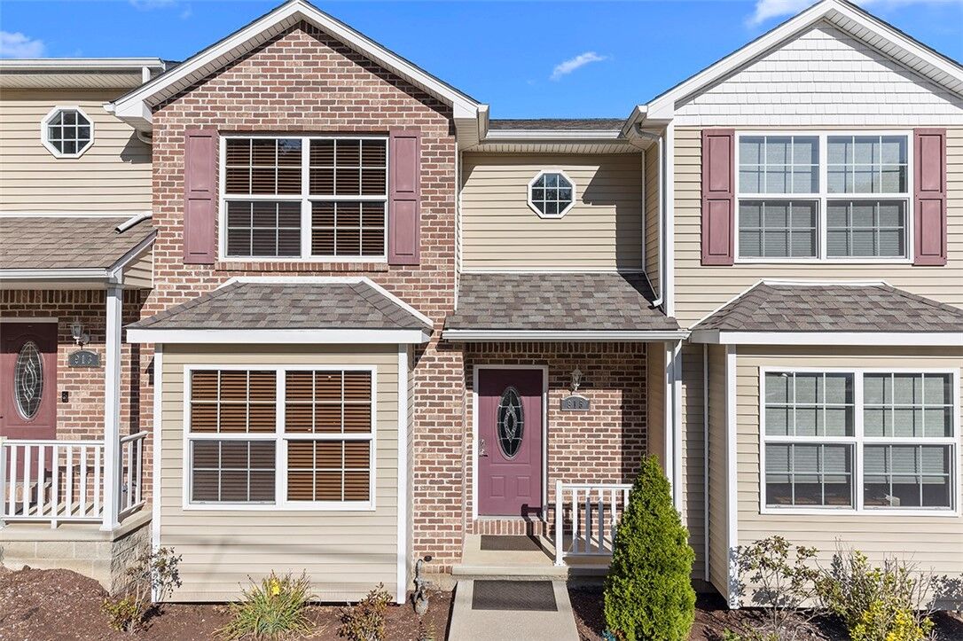 Property Photo:  915 N 2nd St  PA 15644 