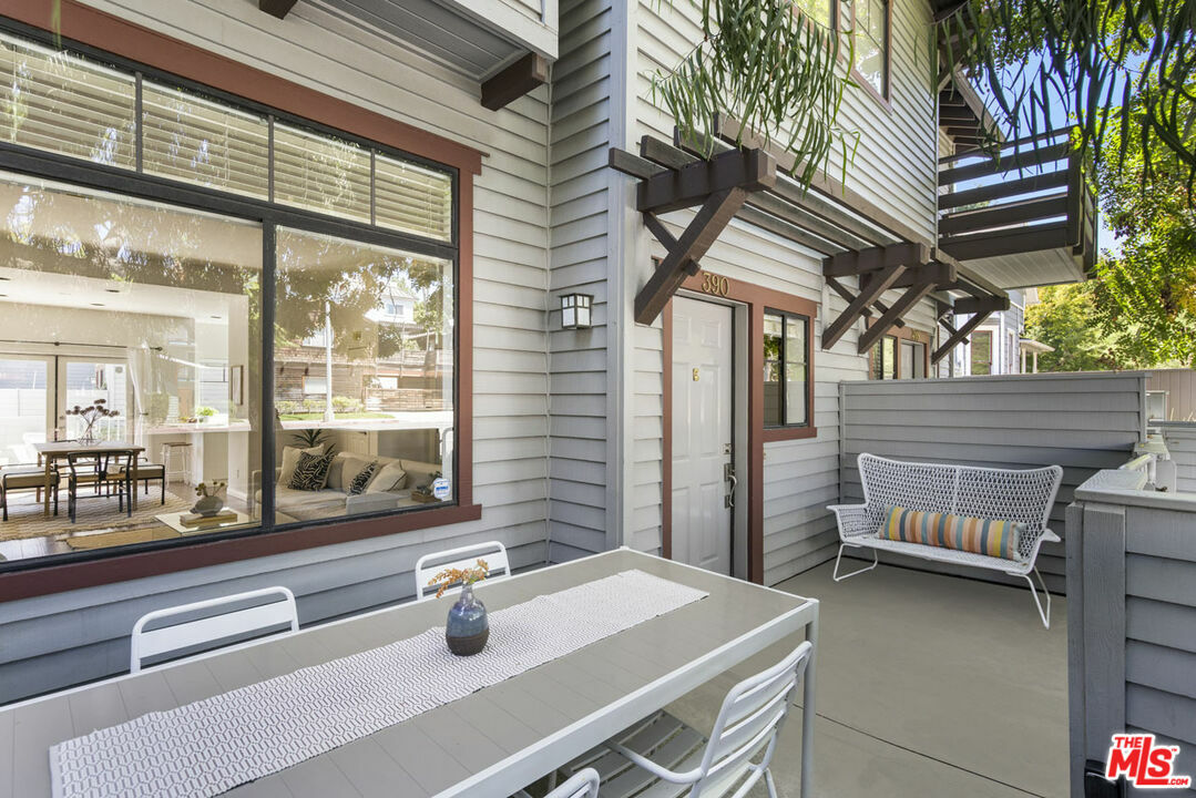Property Photo: 390 E Del Mar Blvd CA 91101