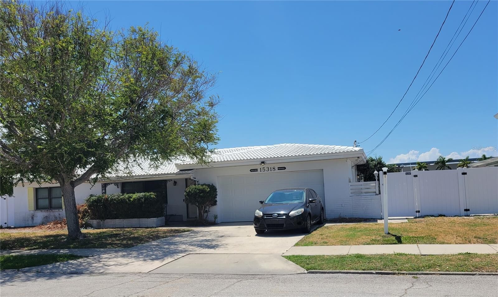 Property Photo:  15318 Harbor Drive  FL 33708 